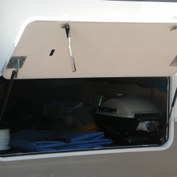 Med Hatchlift Kit - RV Doors 28" - 32" Tall 